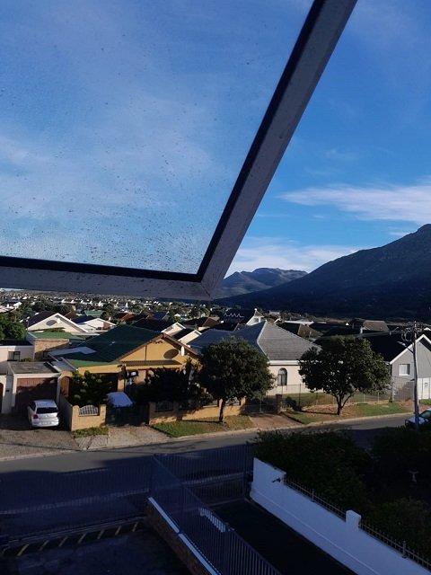 2 Bedroom Property for Sale in Fish Hoek Western Cape